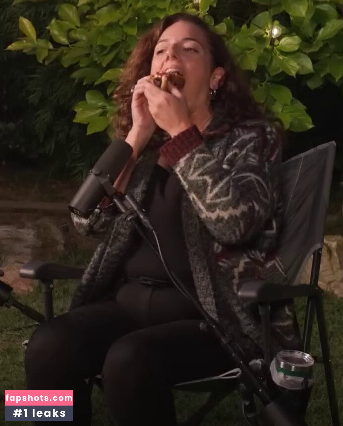 Sona Movsesian gallery photo #16