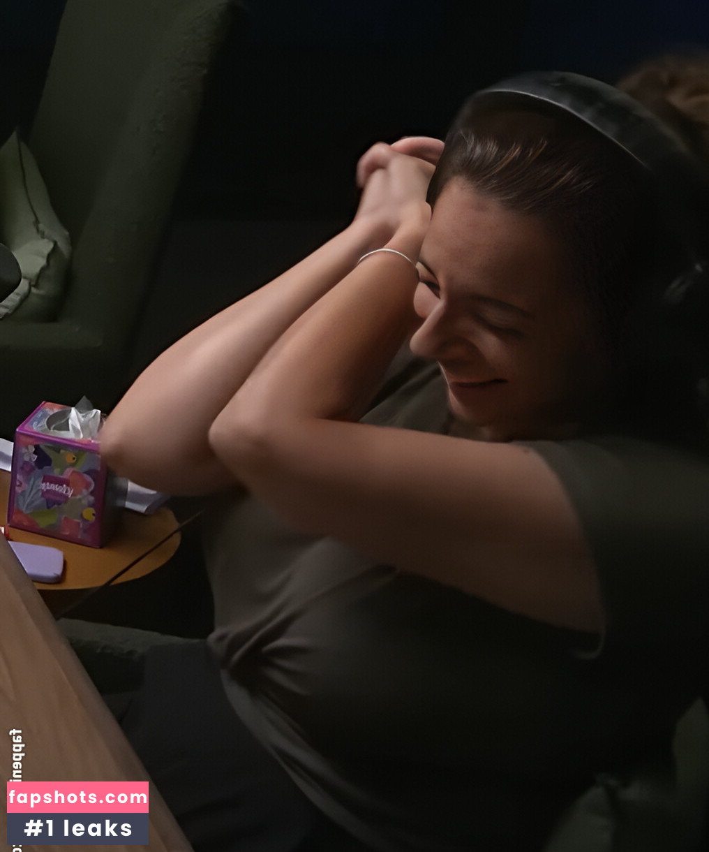 Sona Movsesian gallery photo #28