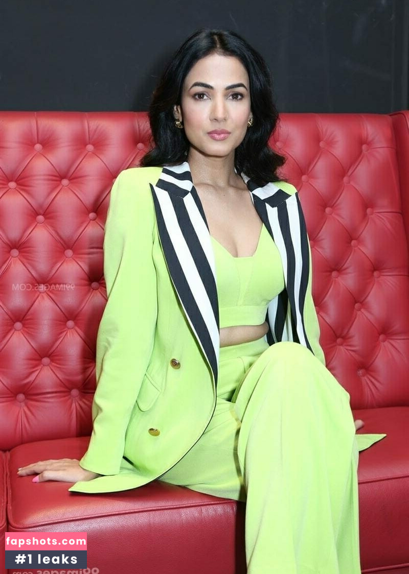 Sonal Chauhan Nude Leaks OnlyFans Photos #18 - LeakJerk