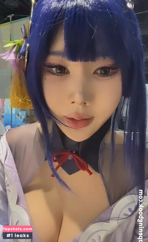 Song Ju A gallery photo #14