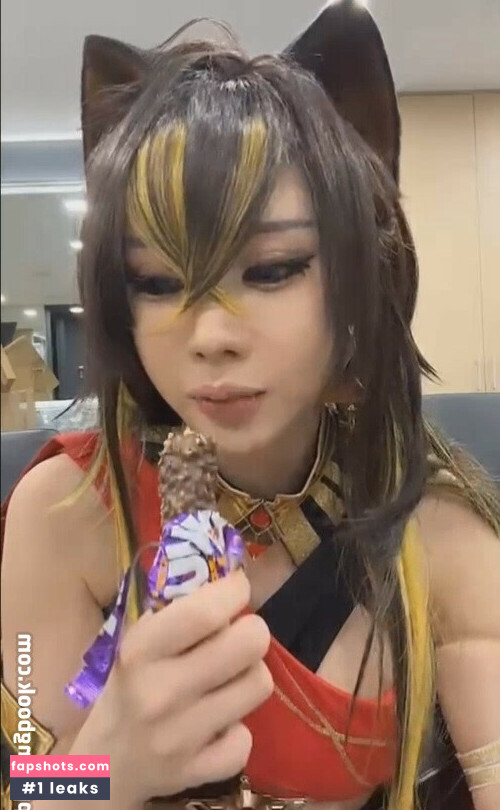 Song Ju A gallery photo #10