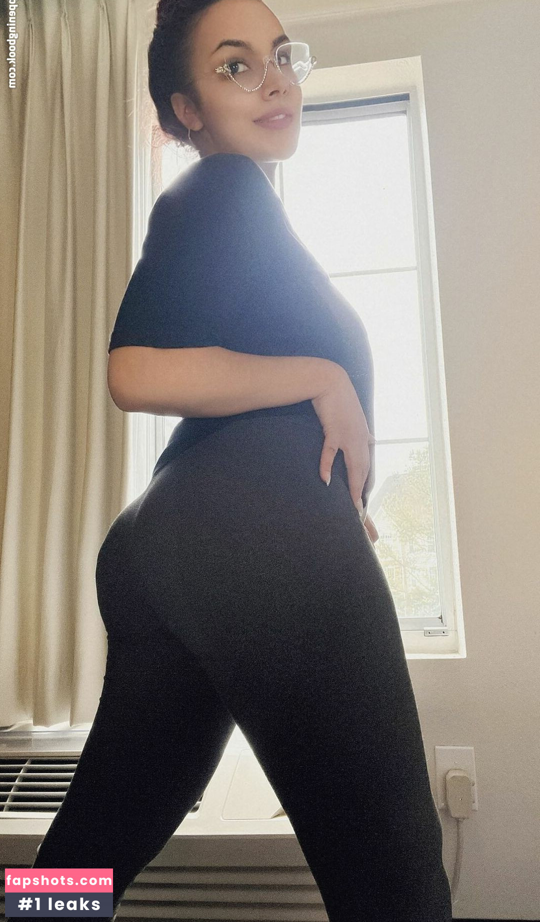 Soni Aralynn Nude Leaks OnlyFans Photos #17 - LeakJerk