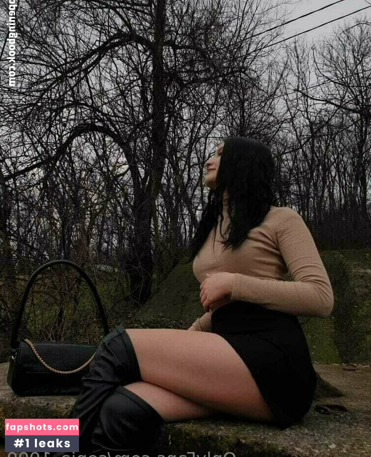 sonia_1999 gallery photo #9