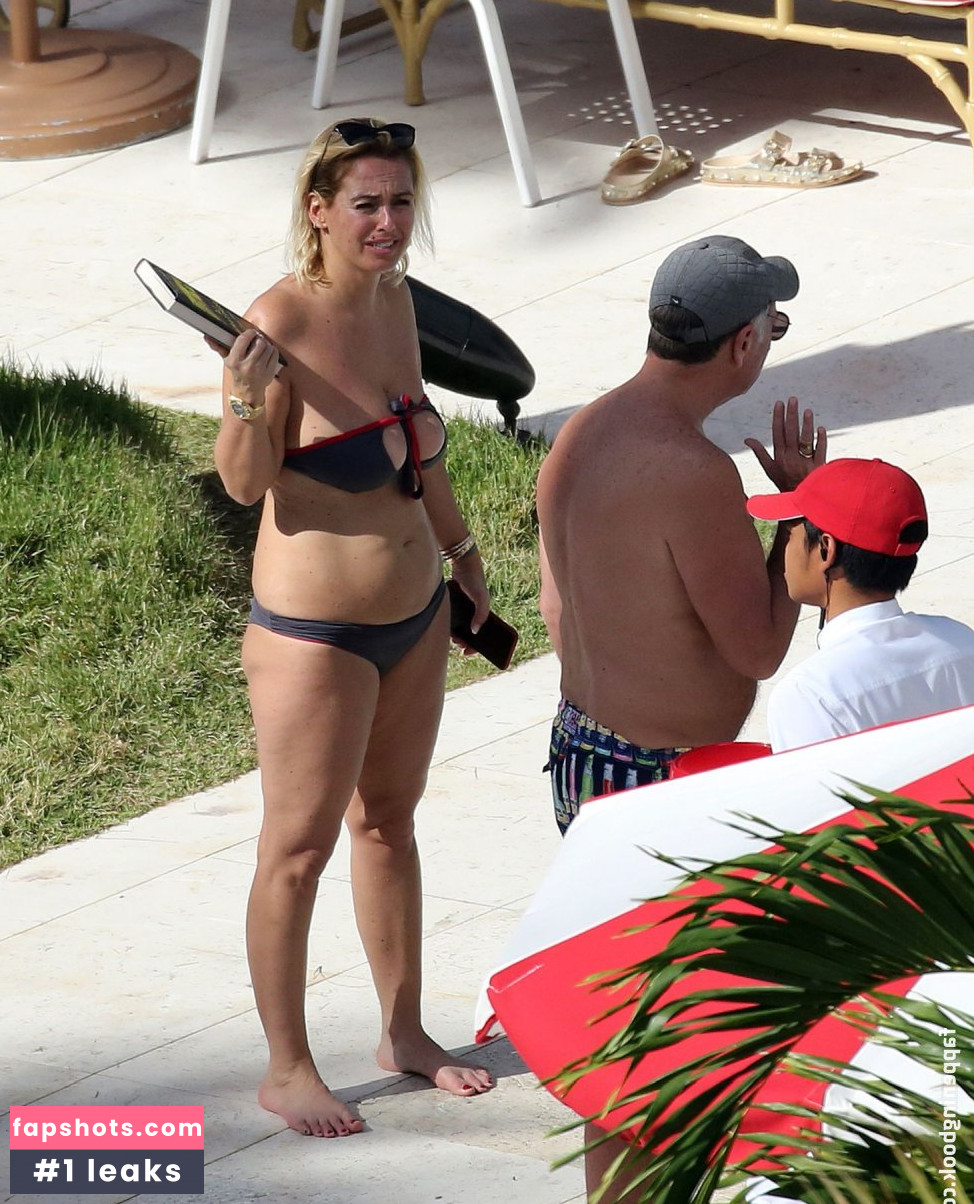 Sonia Bruganelli gallery photo #12