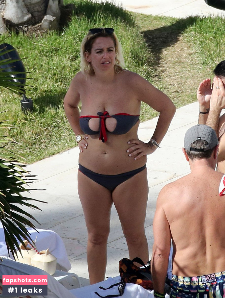 Sonia Bruganelli gallery photo #6