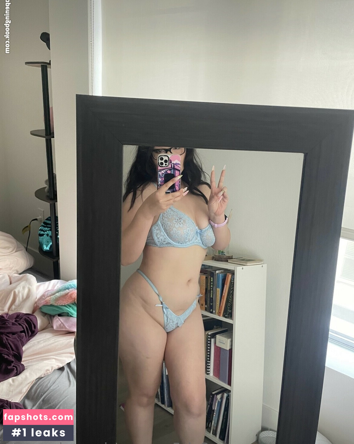 Sonia Elsie ASMR gallery photo #13