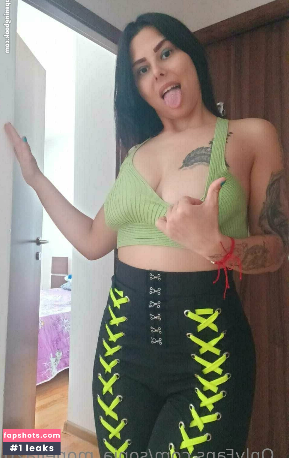 sonia_monella20 Nude Leaks OnlyFans Photos #21 - LeakJerk