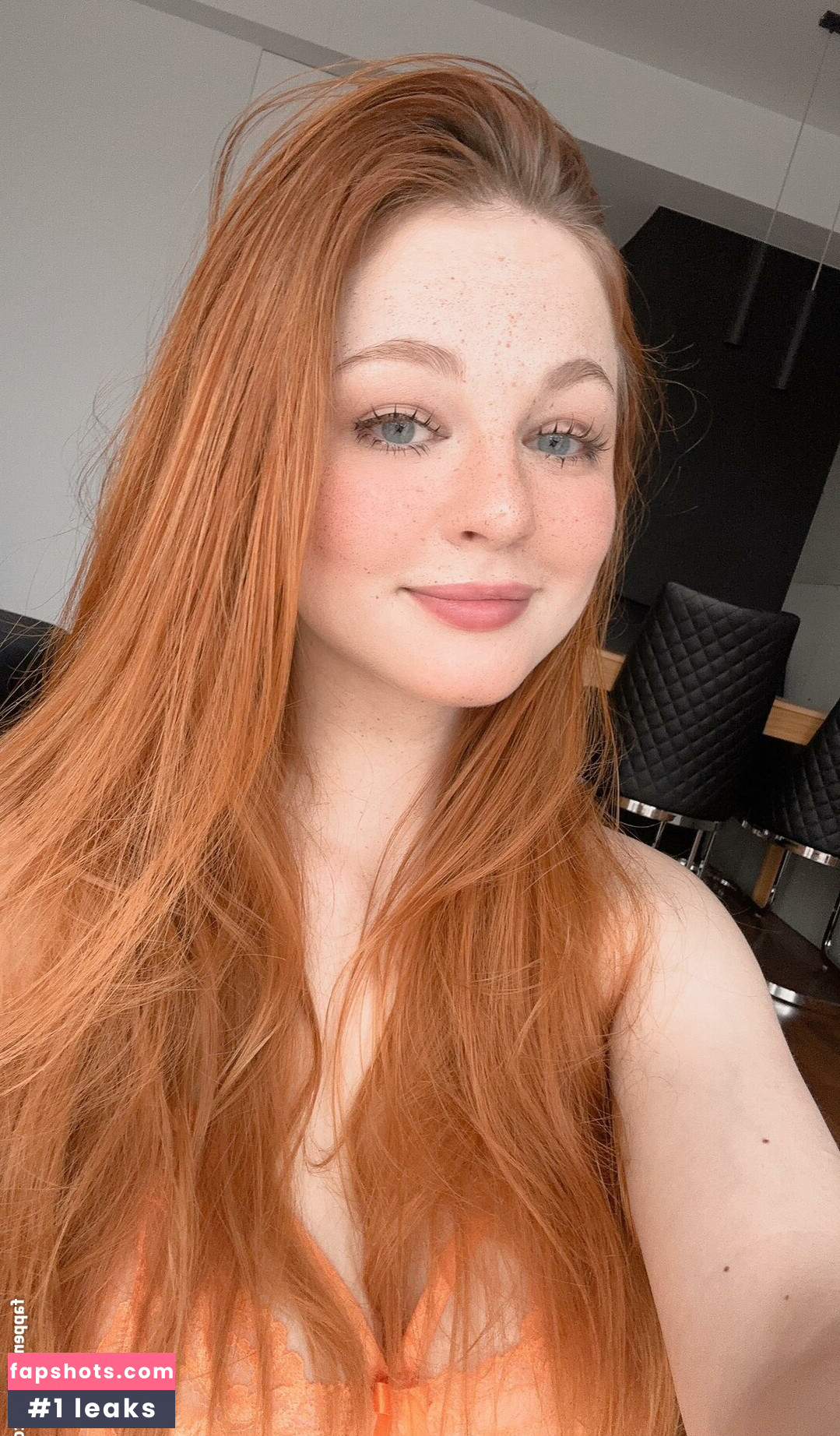 Sonia Red Fox gallery photo #86