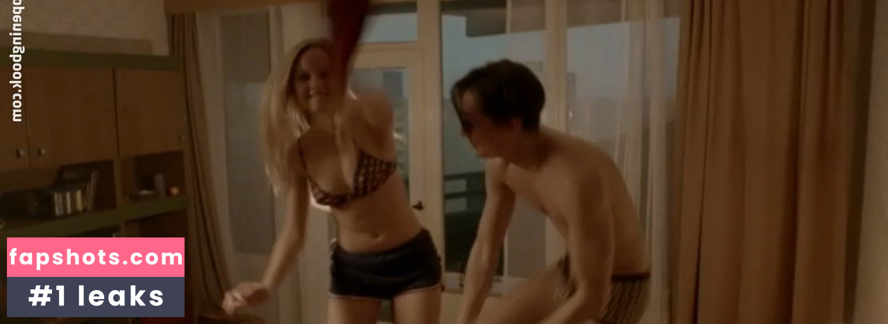 Sonja Gerhardt gallery photo #15