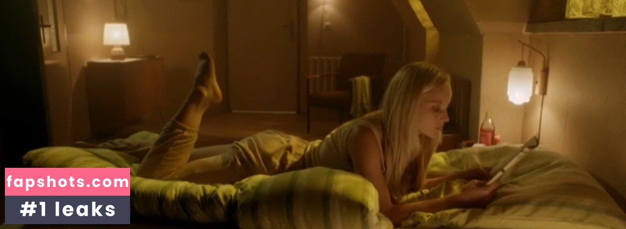 Sonja Gerhardt gallery photo #16