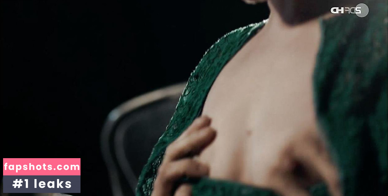 Sonja Gerhardt gallery photo #18