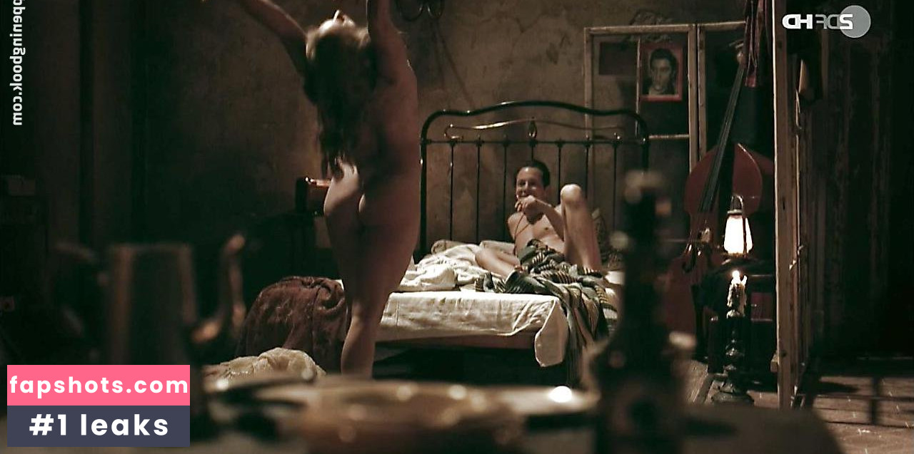 Sonja Gerhardt gallery photo #19