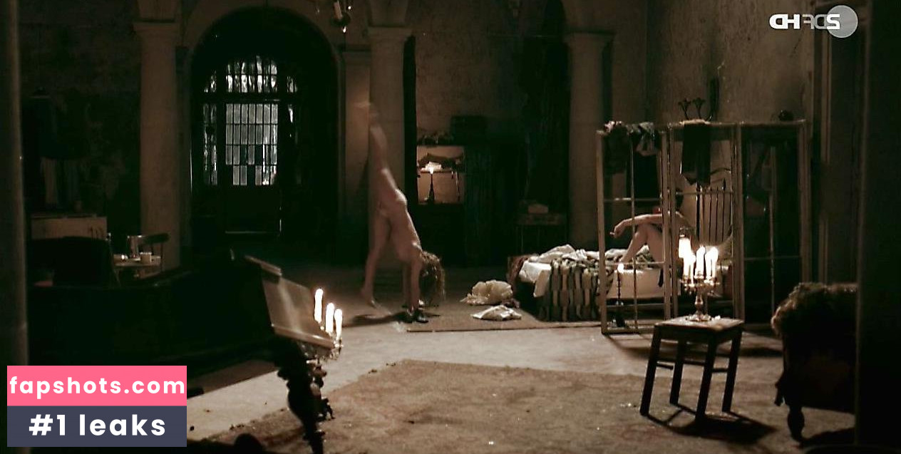 Sonja Gerhardt gallery photo #20