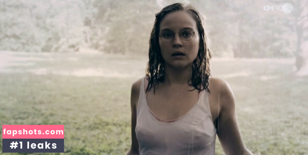 Sonja Gerhardt gallery photo #3