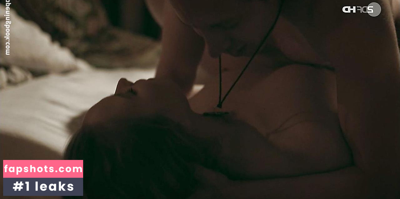 Sonja Gerhardt gallery photo #22