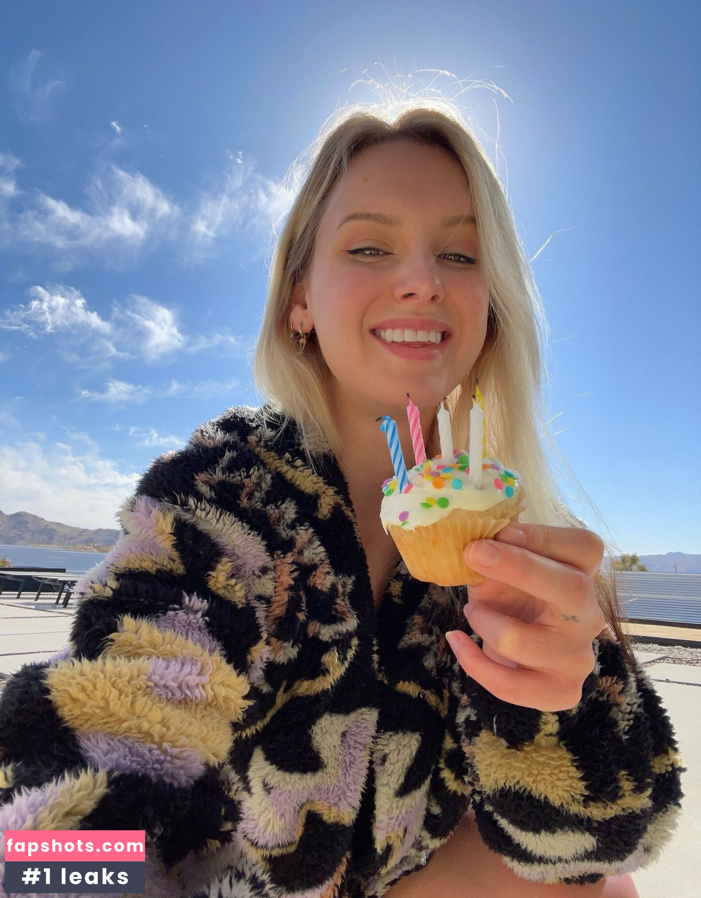 Sonja Reid gallery photo #113