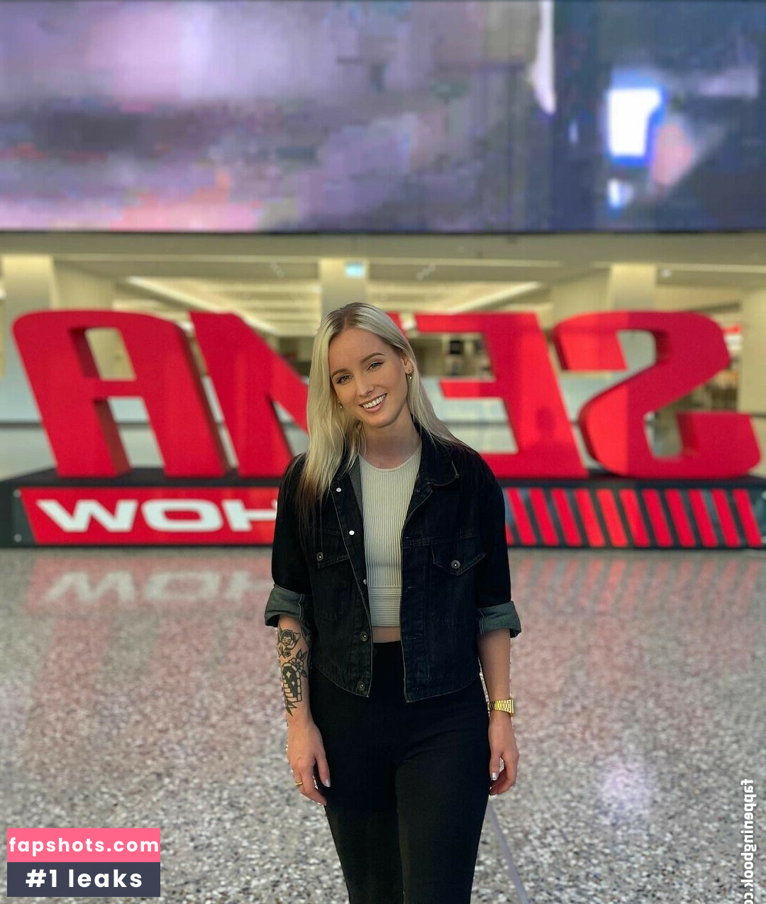 Sonja Reid gallery photo #116