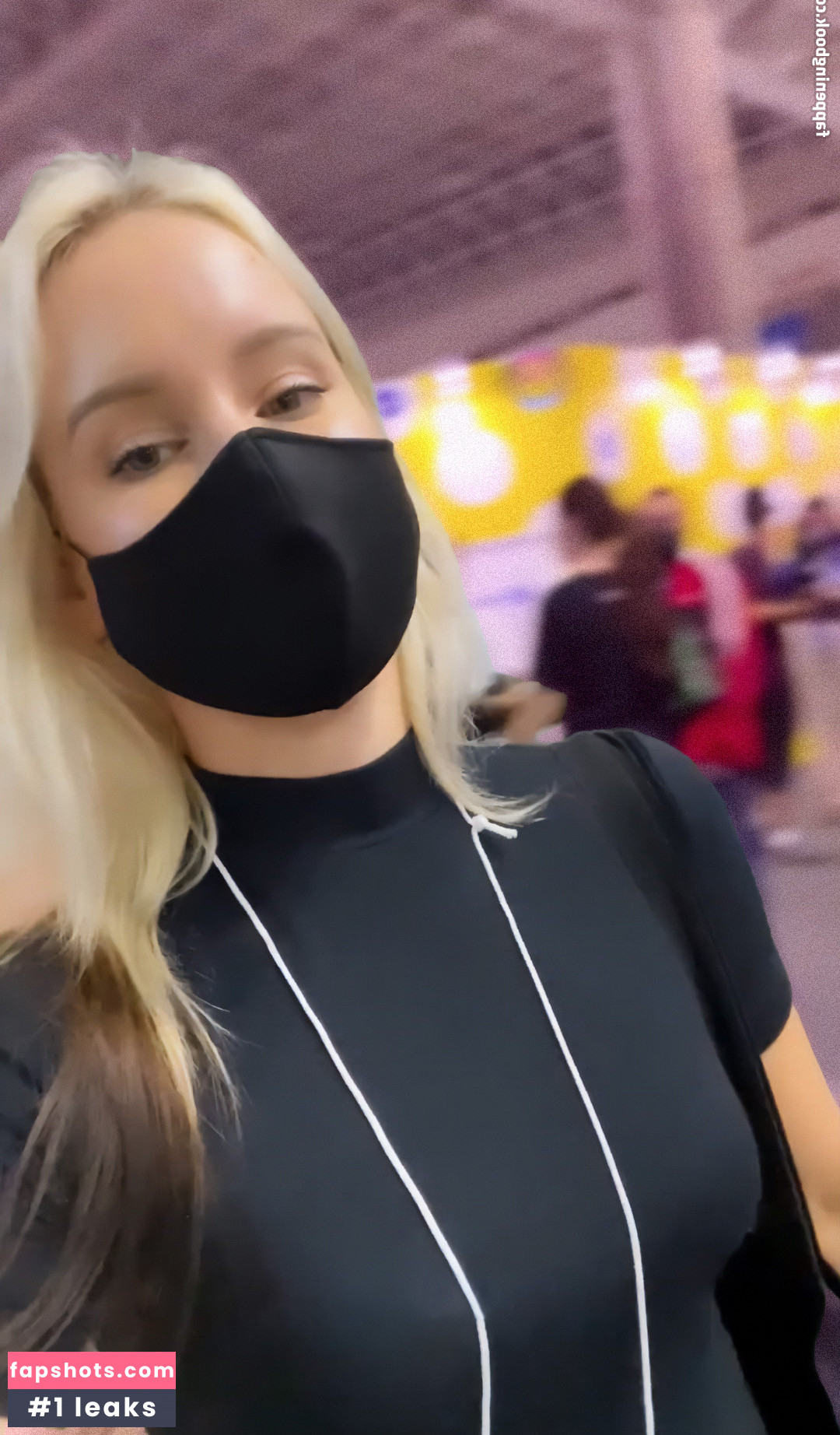 Sonja Reid gallery photo #118