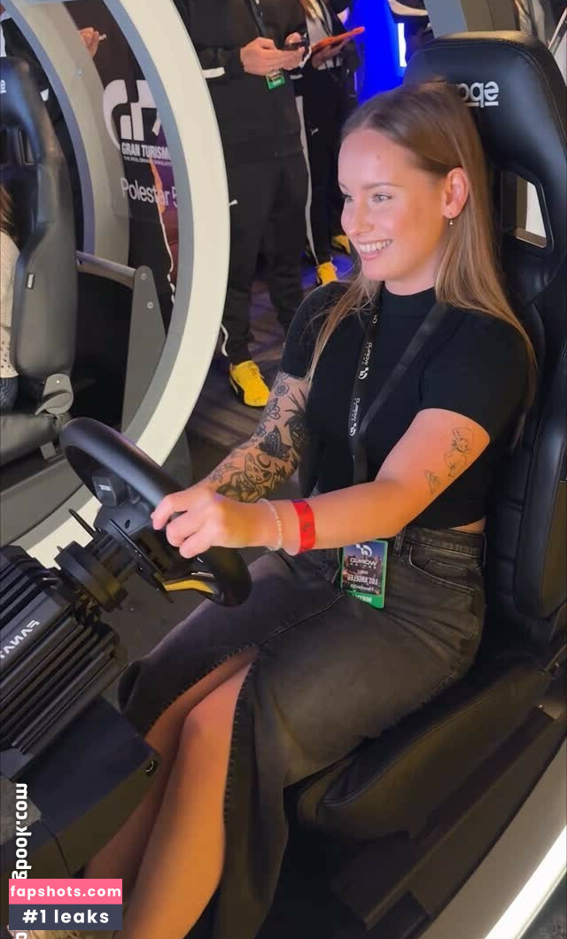 Sonja Reid gallery photo #18