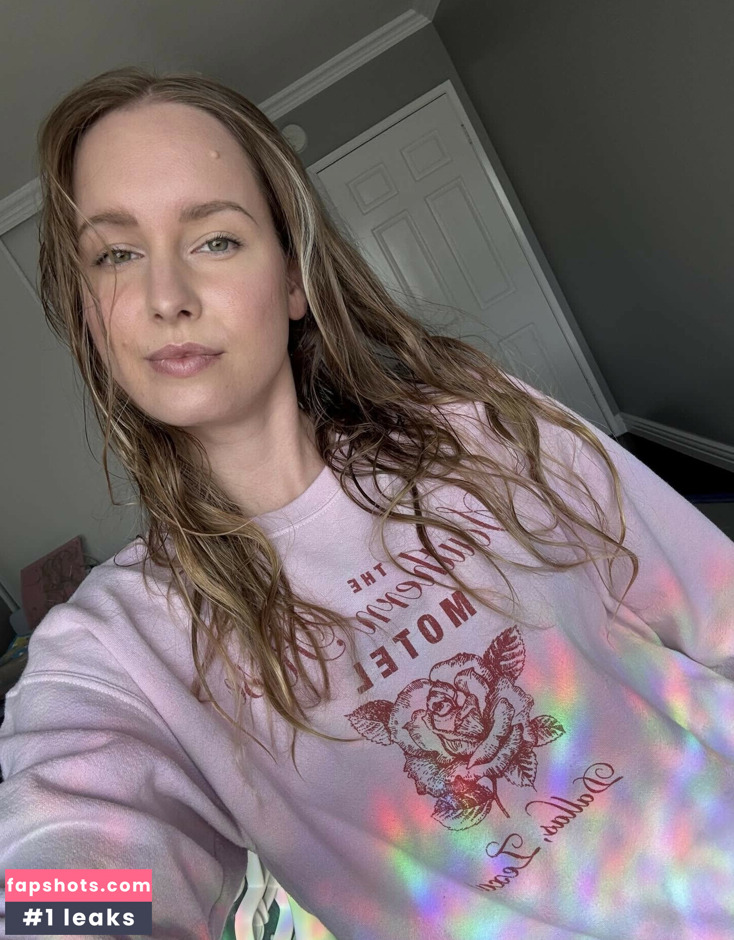 Sonja Reid nude babe gallery