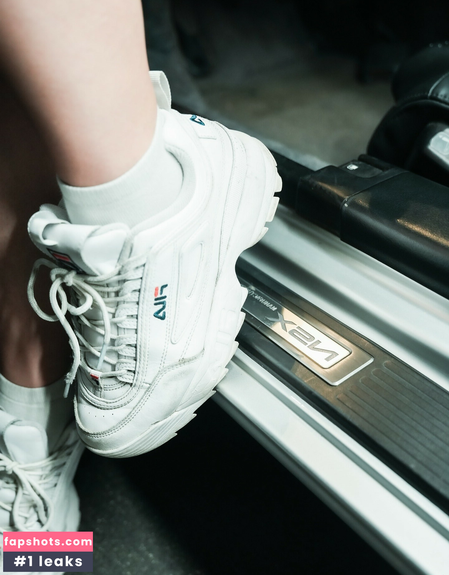 Sonja Reid gallery photo #33