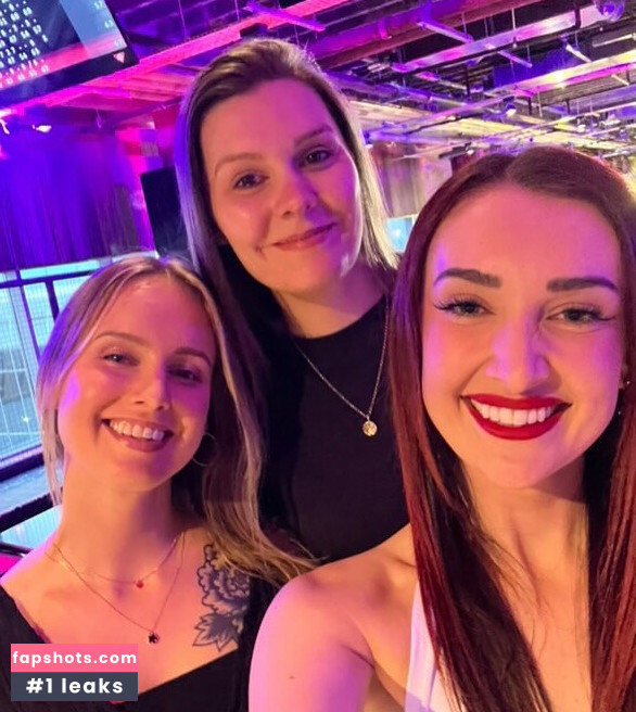 Sonja Reid gallery photo #37