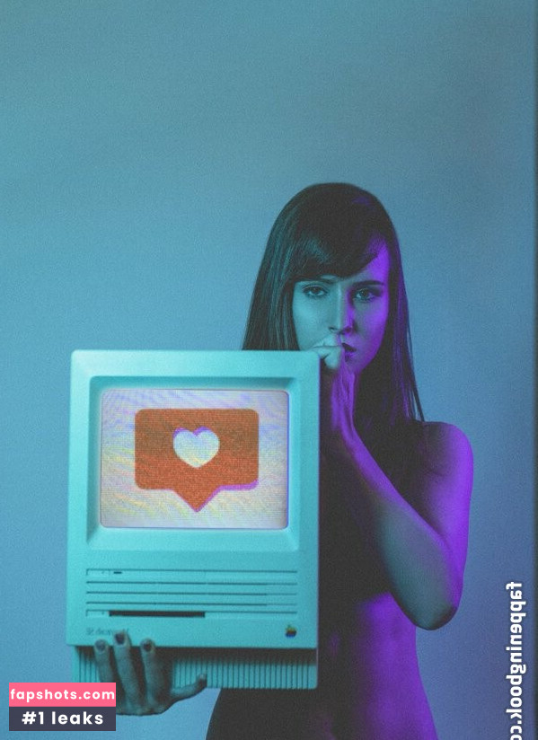 Sonja Reid gallery photo #60