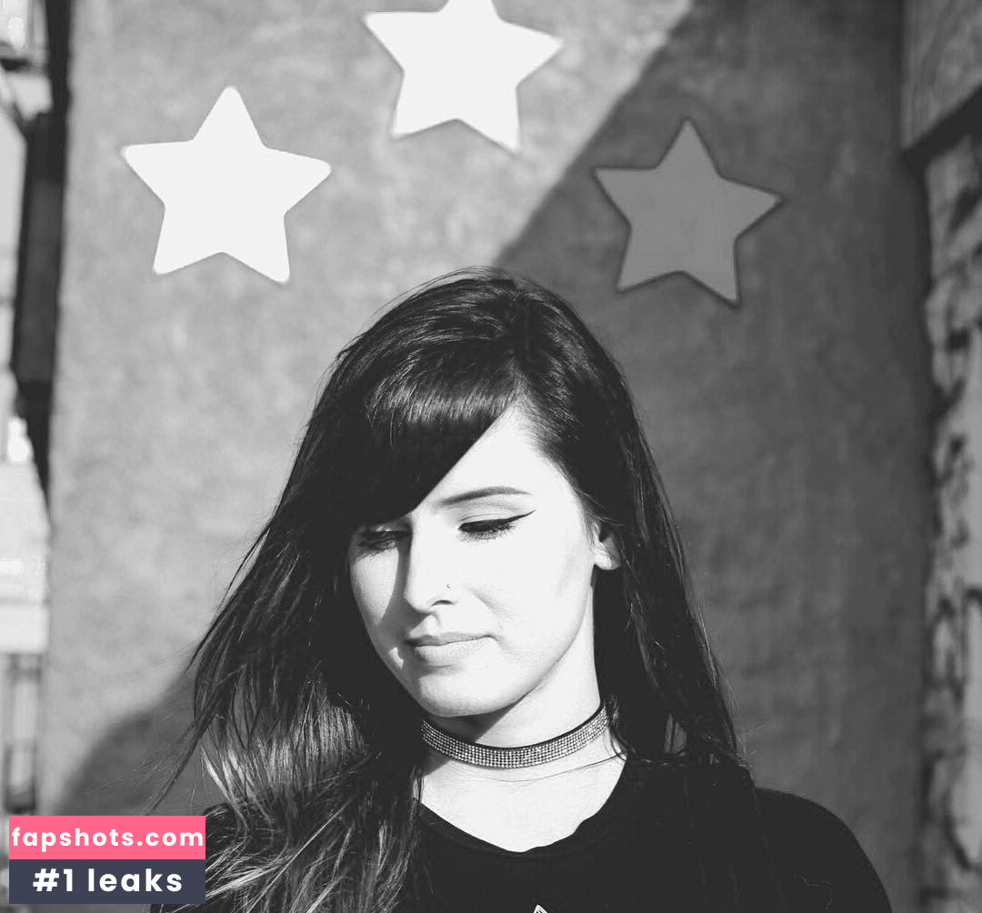 Sonja Reid gallery photo #62