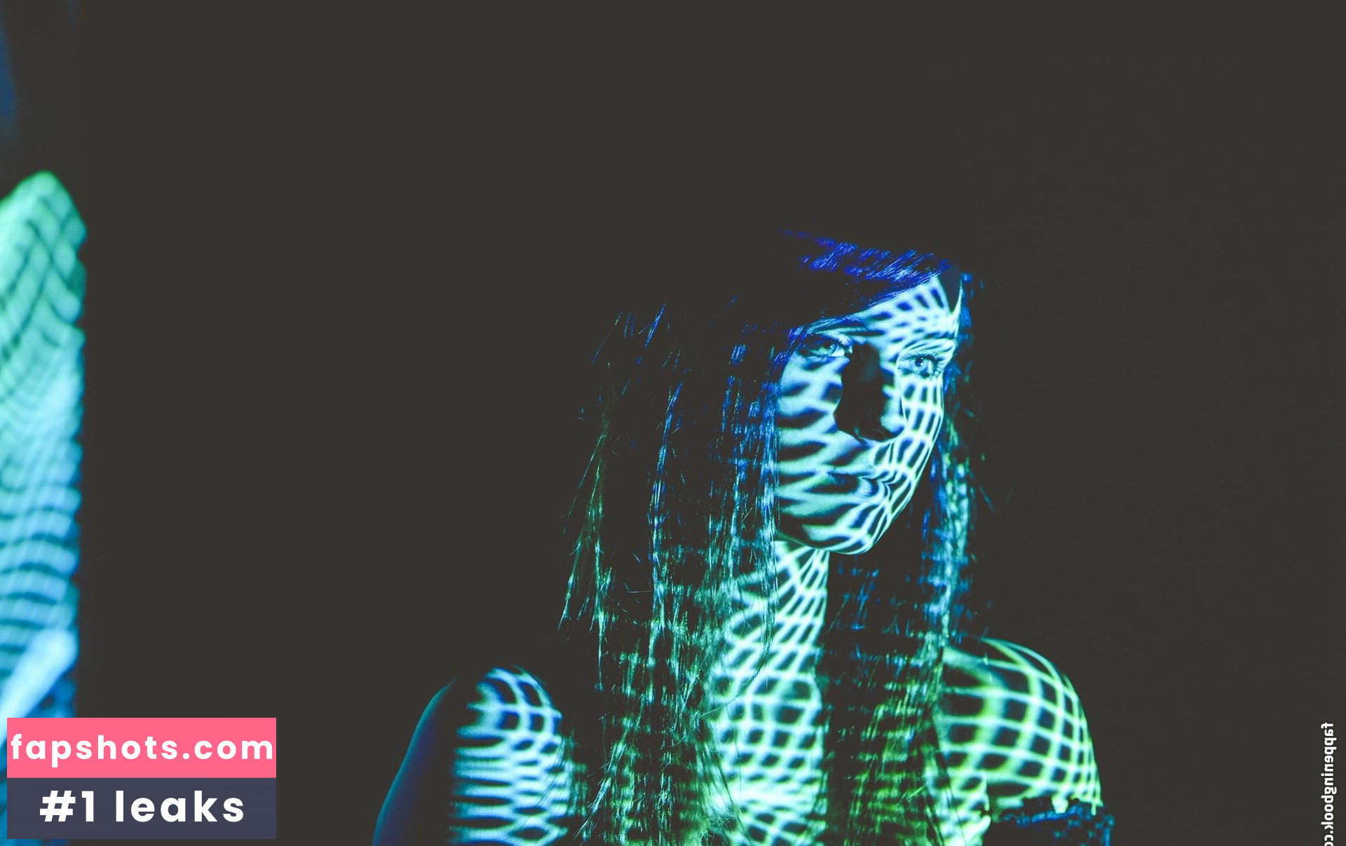 Sonja Reid gallery photo #64