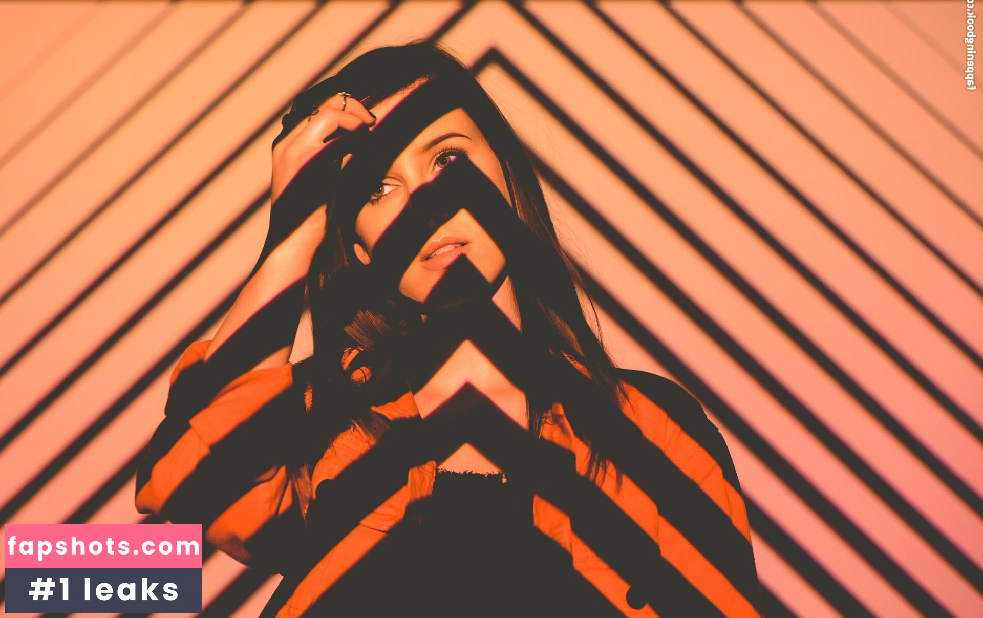 Sonja Reid gallery photo #68