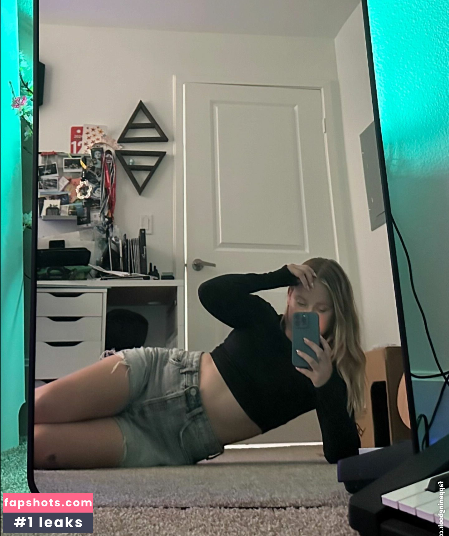 Sonja Reid gallery photo #84