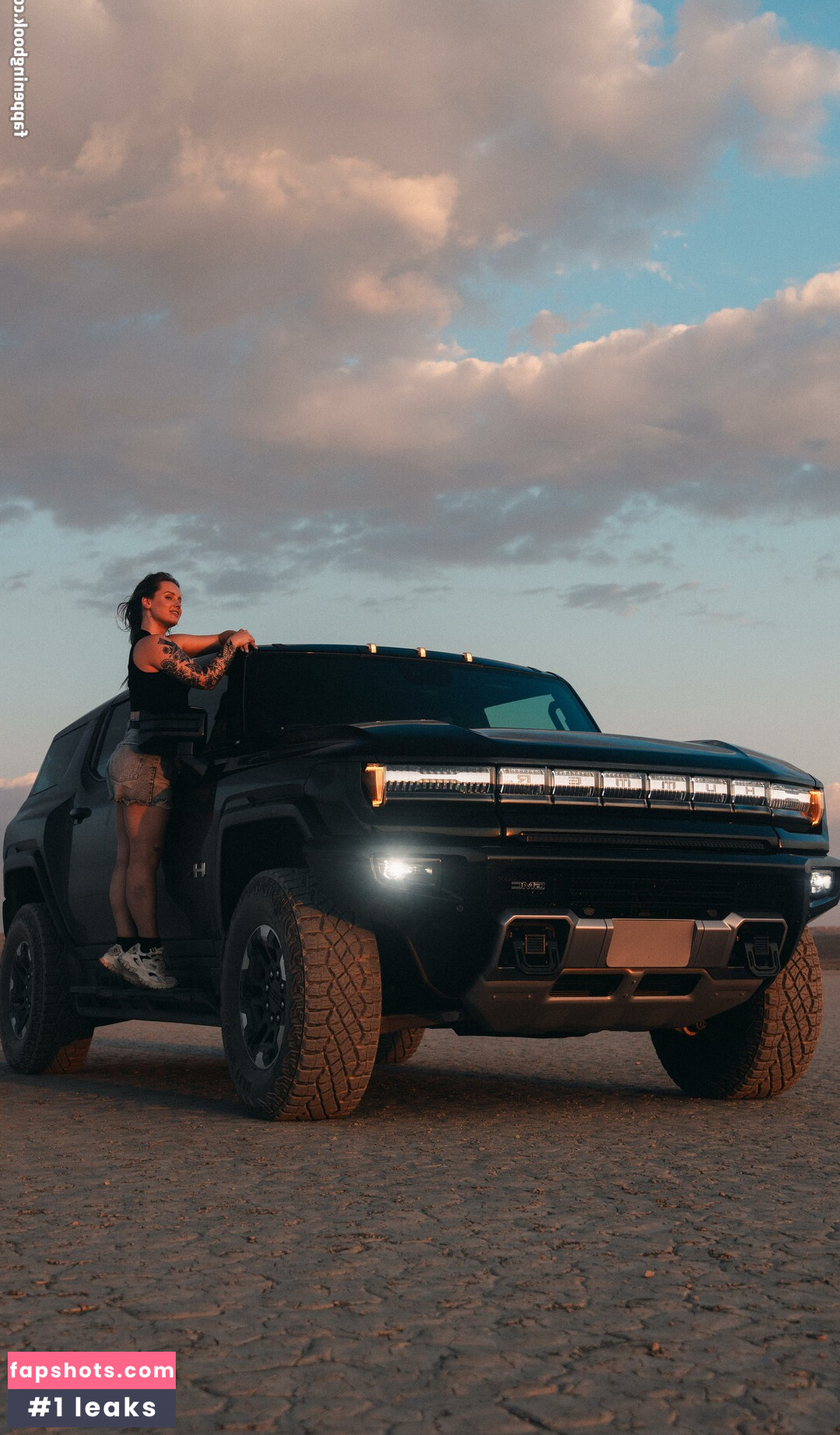 Sonja Reid gallery photo #93