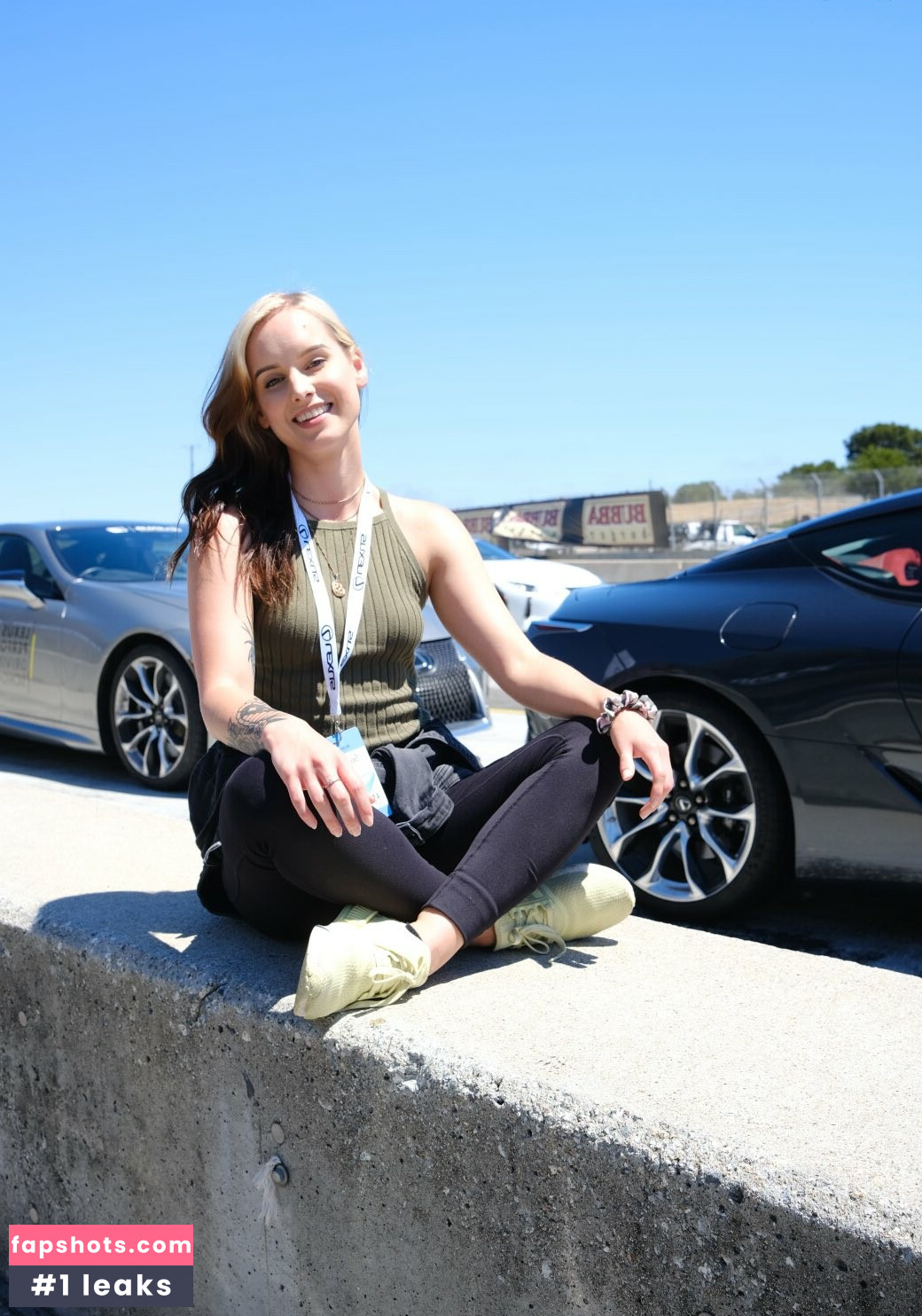 Sonja Reid gallery photo #94