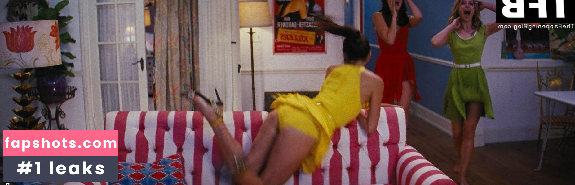 Sonoya Mizuno gallery photo #30