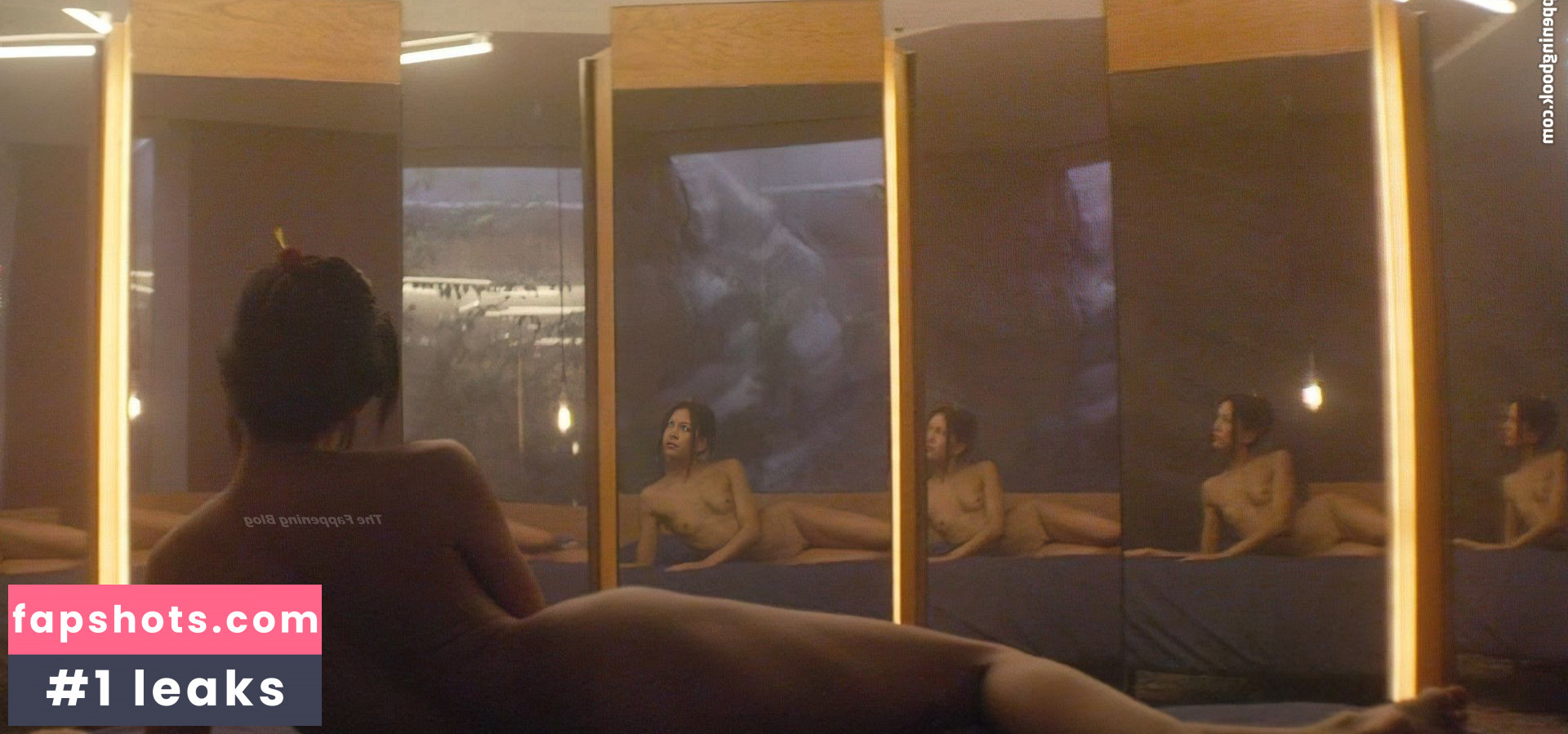 Sonoya Mizuno gallery photo #56