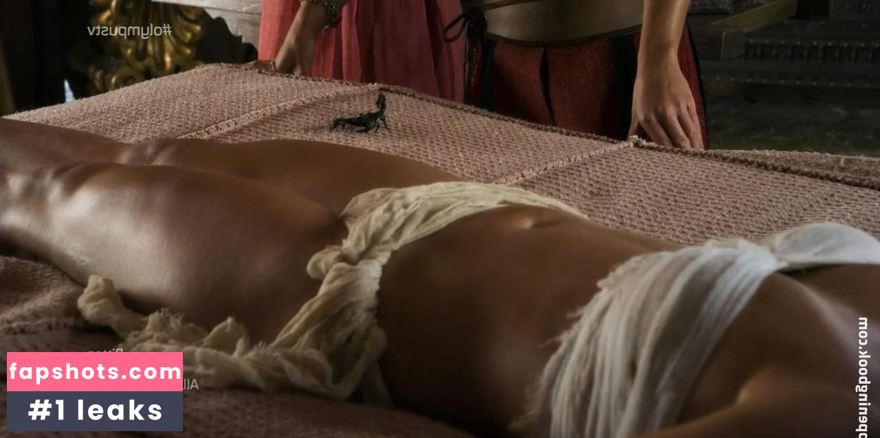 Sonya Cassidy gallery photo #11