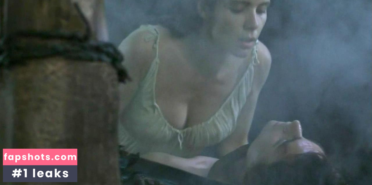 Sonya Cassidy gallery photo #15