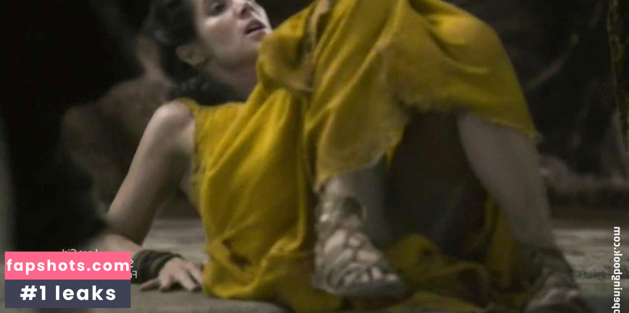 Sonya Cassidy gallery photo #23