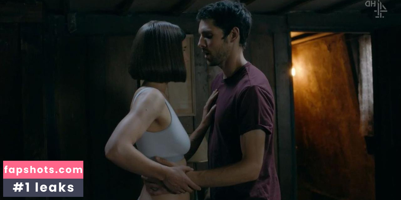 Sonya Cassidy gallery photo #35