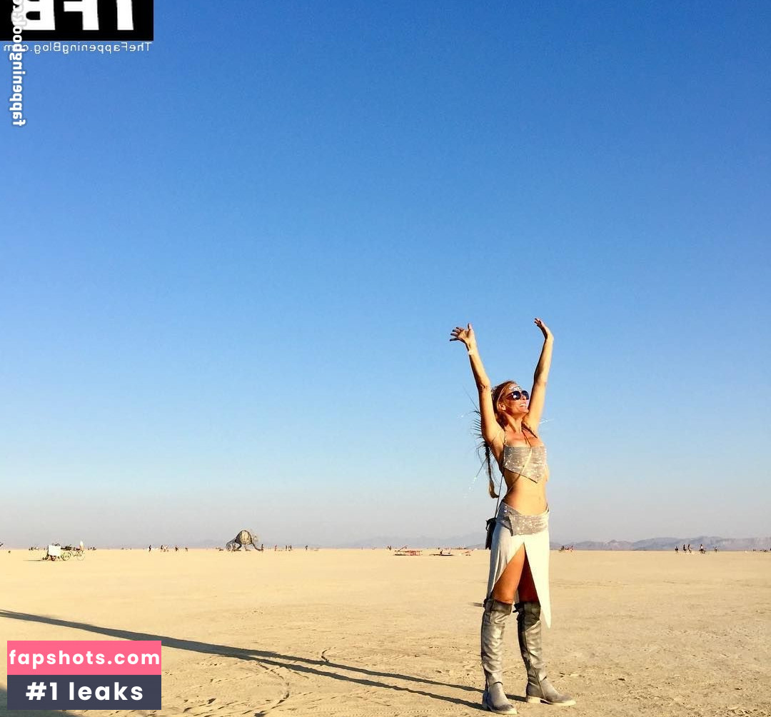 Sonya Kraus gallery photo #148