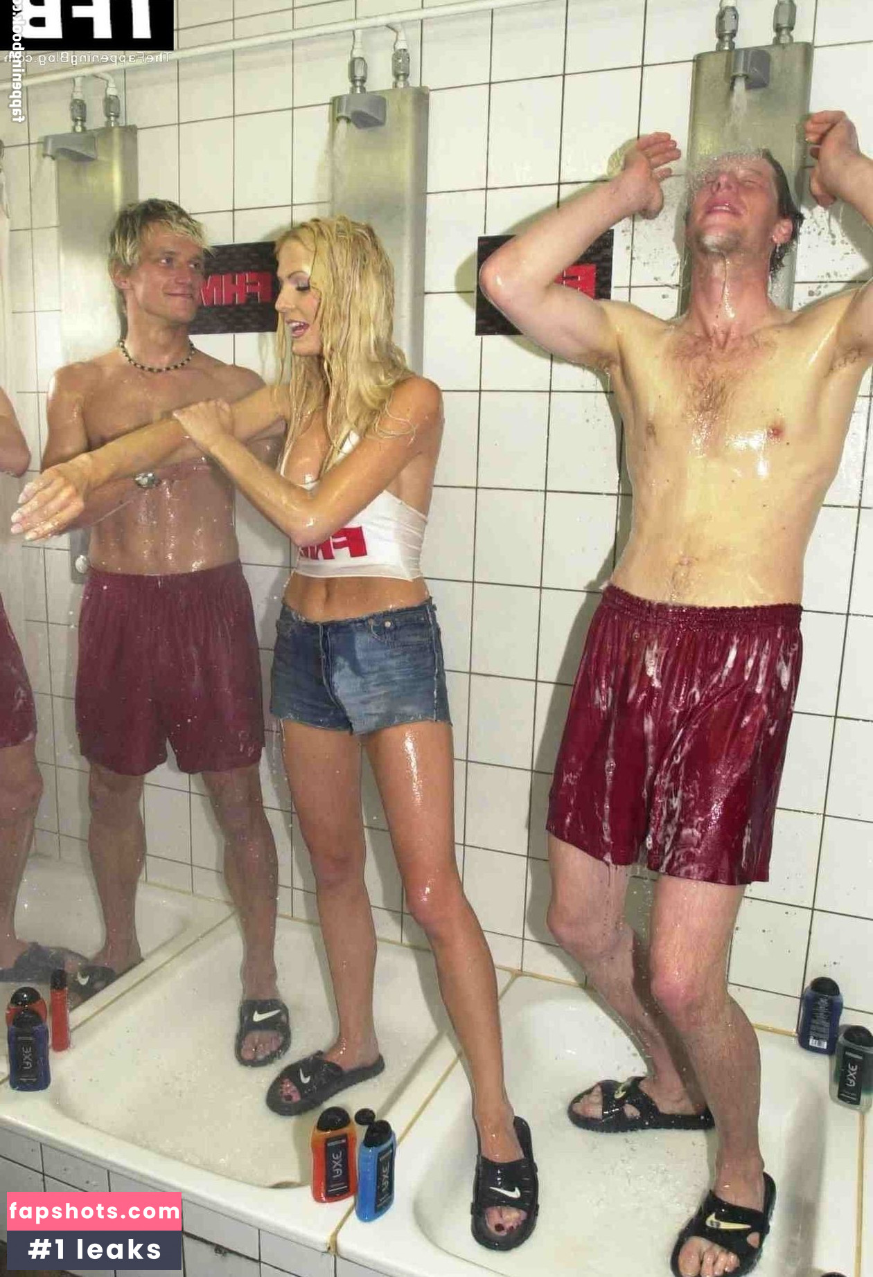 Sonya Kraus gallery photo #254