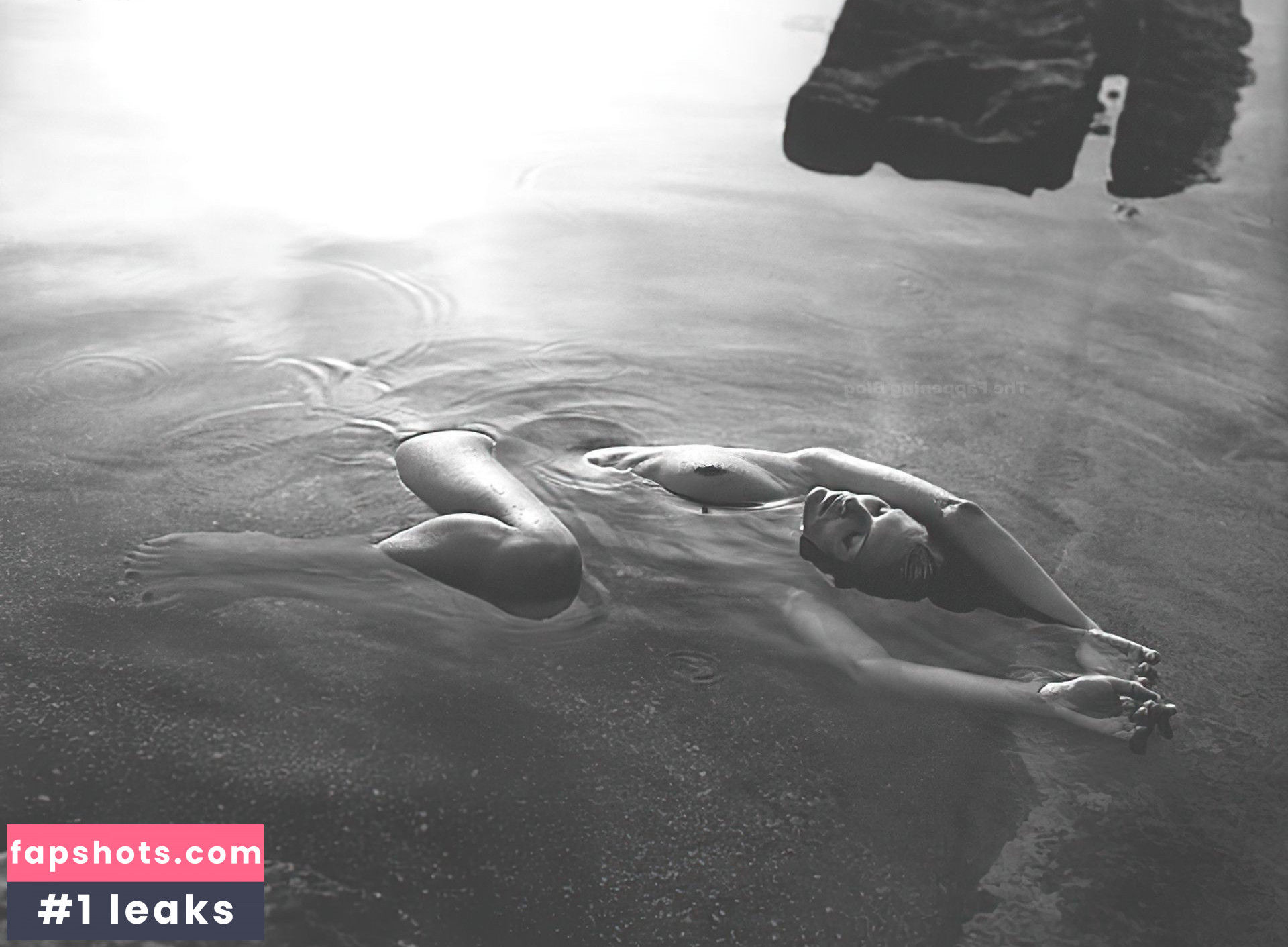 Sonya Kraus gallery photo #304