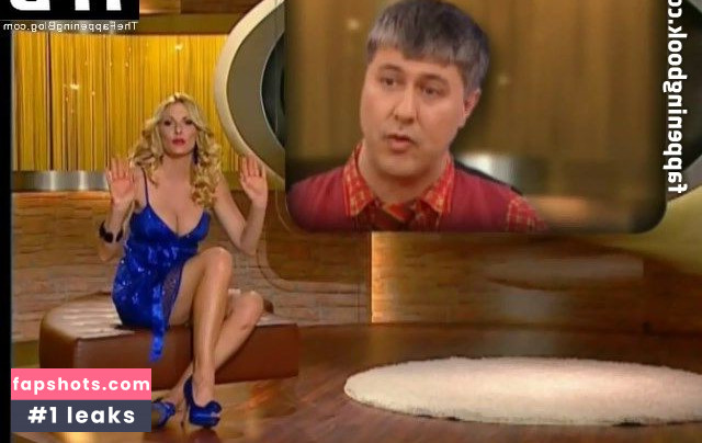 Sonya Kraus gallery photo #42