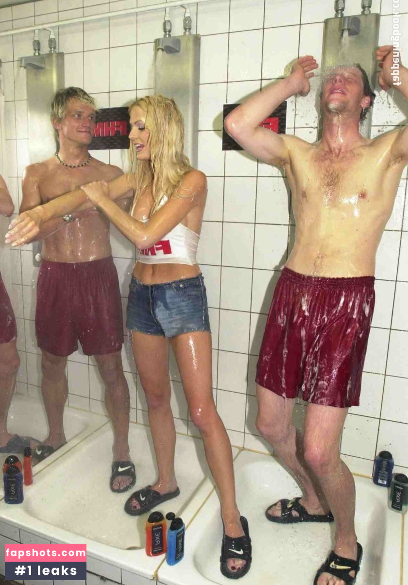 Sonya Kraus gallery photo #433