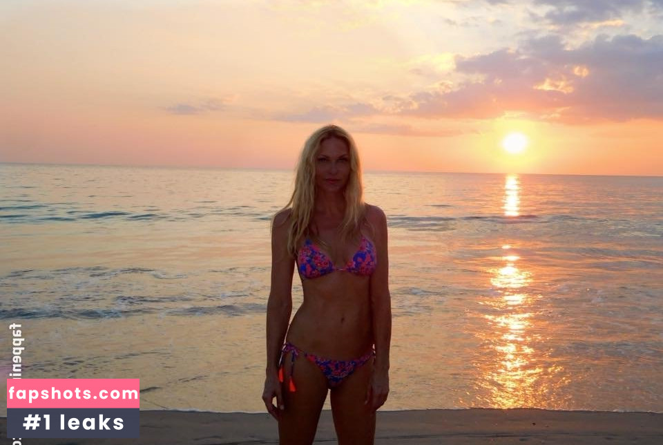 Sonya Kraus gallery photo #515