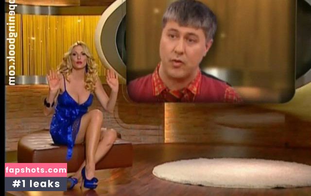 Sonya Kraus gallery photo #528