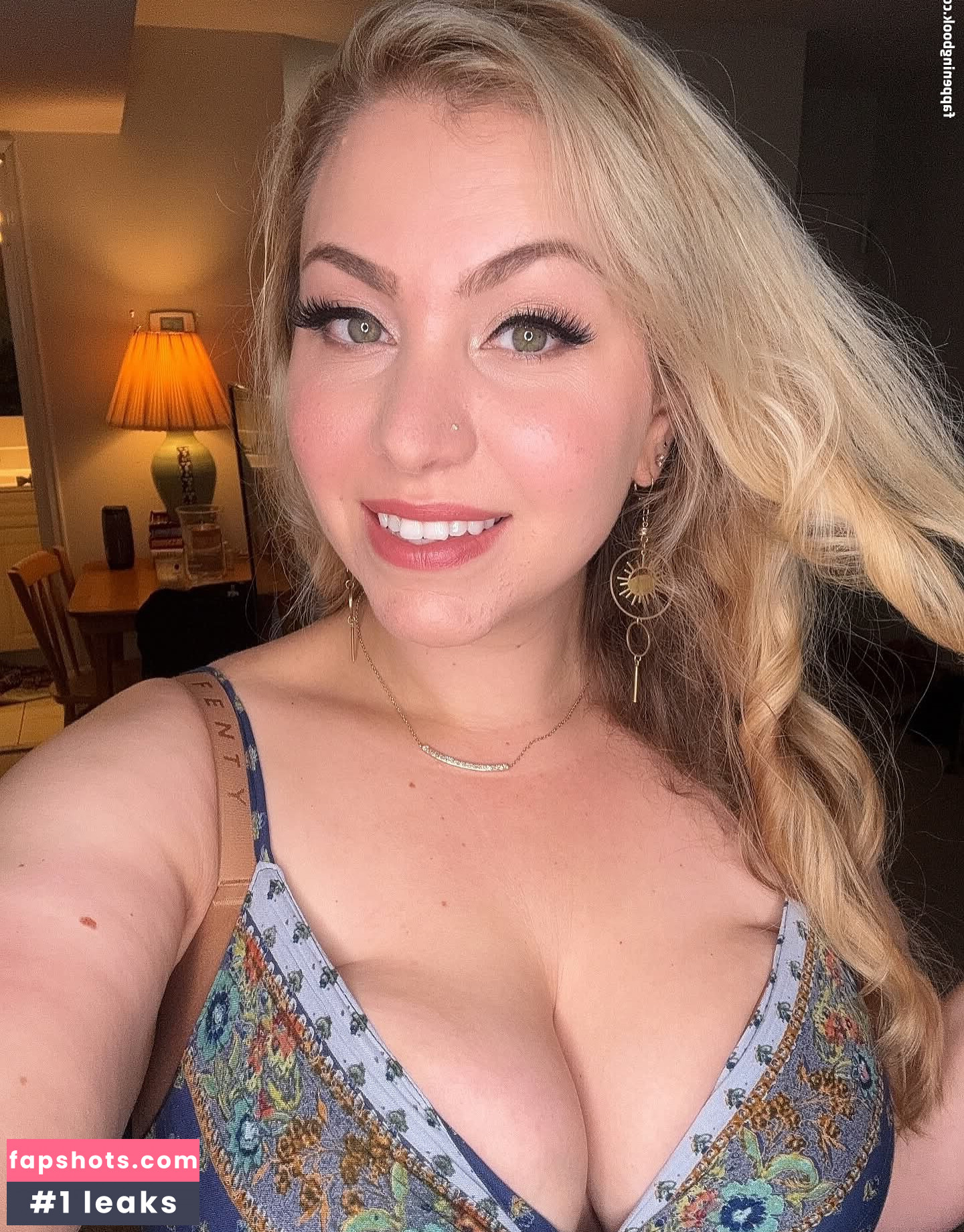 Sonya Maya gallery photo #5