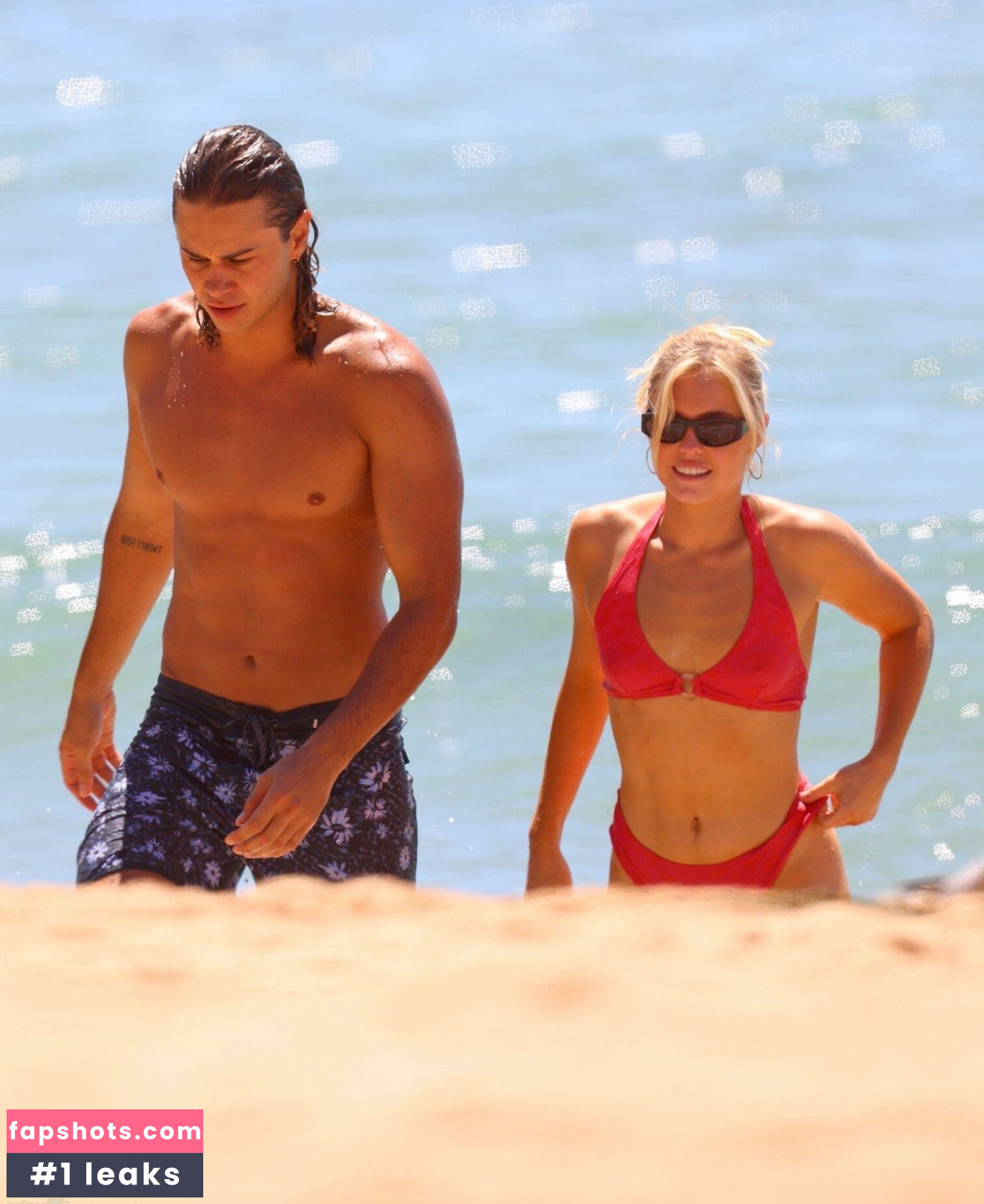 Sophea Pennington gallery photo #25