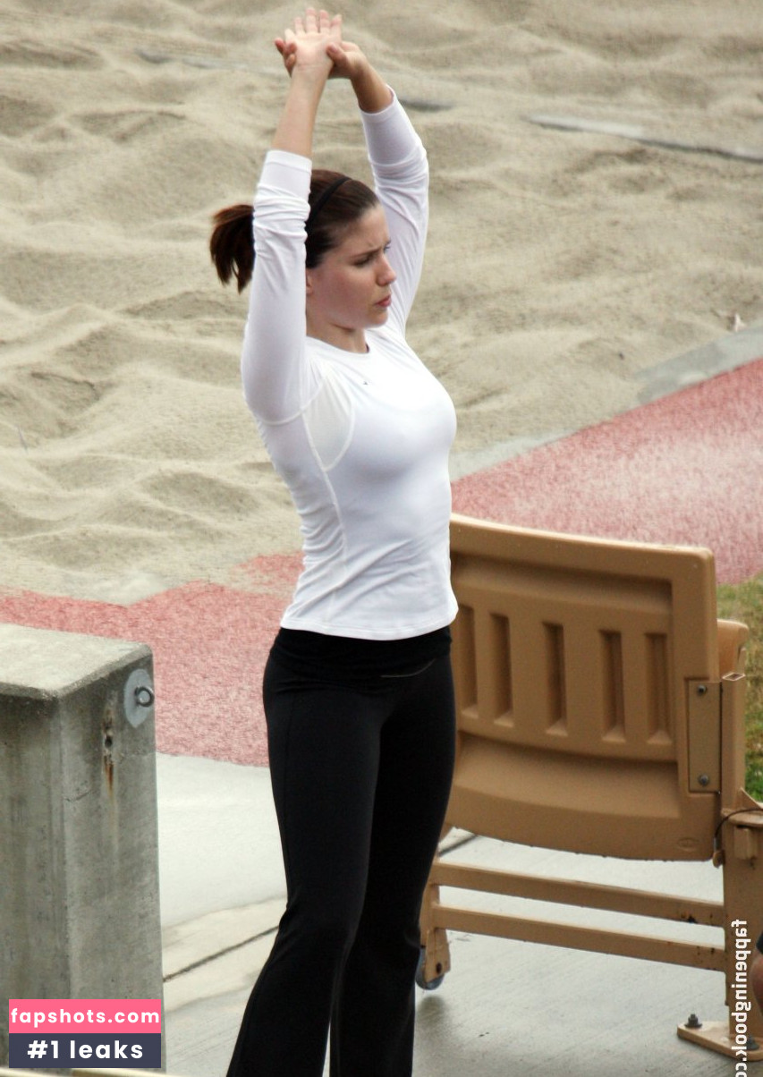 Sophia Bush gallery photo #124