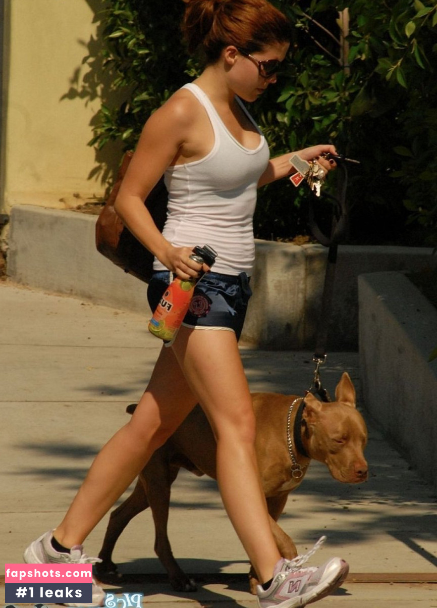 Sophia Bush gallery photo #129